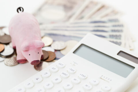 2階のキッチンで起きた水漏れを業者依頼する場合の費用相場