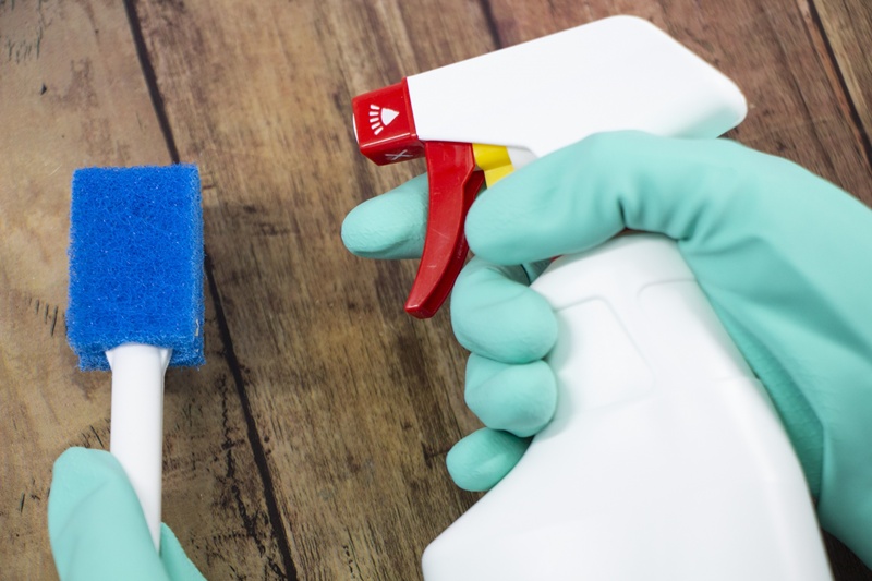 トイレタンクのフタを開けないつけおき掃除のやり方