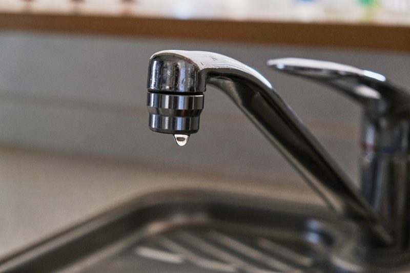 汚水枡が溢れたときにまずするべきこと