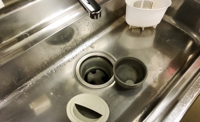 排水管の詰まりを予防する方法