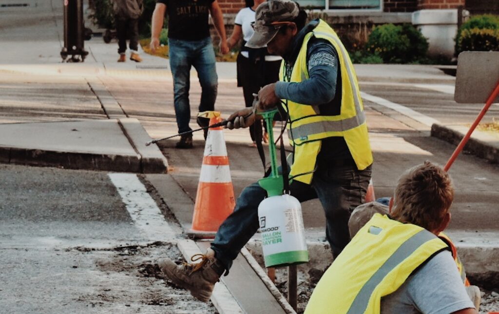 水道管工事の作業員