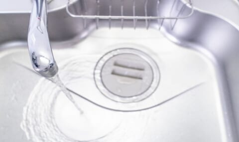 マンションのキレイなキッチン排水溝