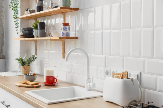 キッチンの壁が汚れるのを予防するコツ