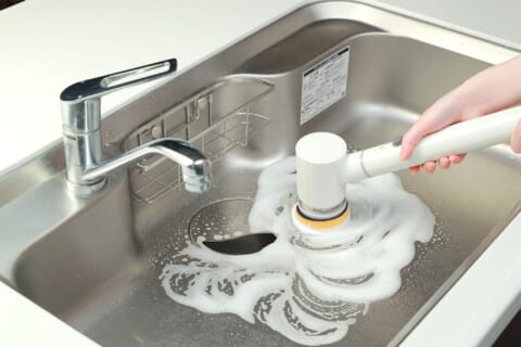 キッチンの排水溝掃除のやり方