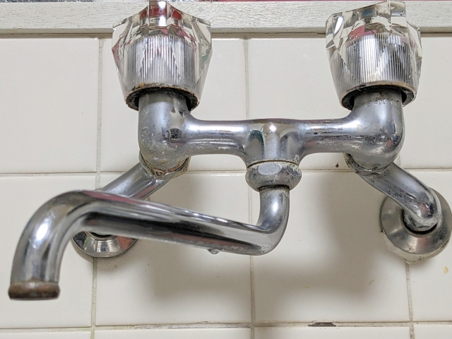 ツーハンドル混合水栓