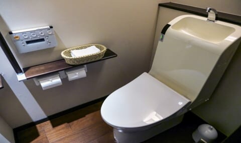 TOTOのウォシュレットノズルは交換できる？業者による修理費用も解説