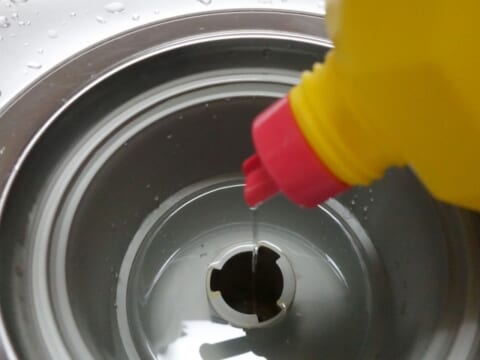 排水溝の流れが悪いときの対処法