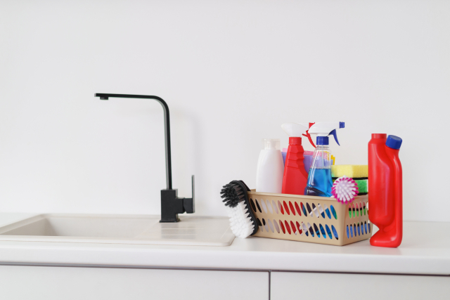 キッチン排水溝汚れに効く洗剤の種類