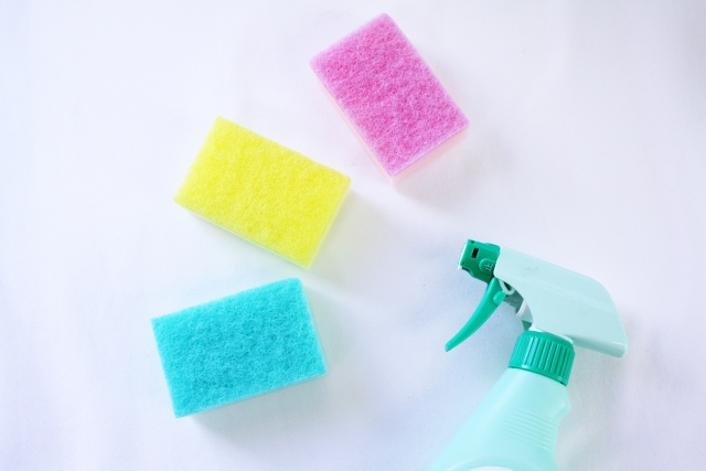 シンク下のカビ除去