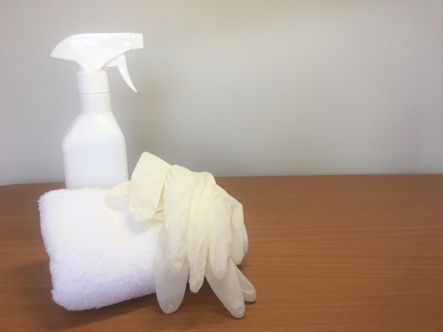 キッチンハイターで黒カビを撃退する方法