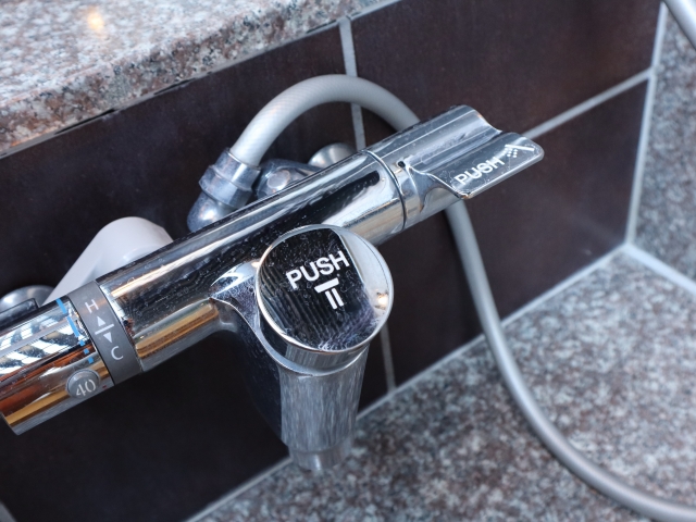 サーモスタット混合水栓