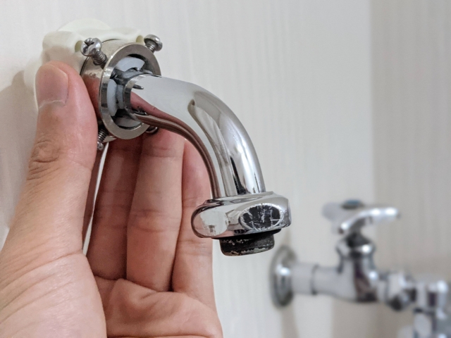 パッキンを交換しても洗濯機の水漏れが直らない場合