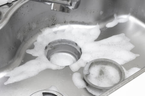 固形パイプユニッシュの使い方とつまりが取れないときの対処法を解説！