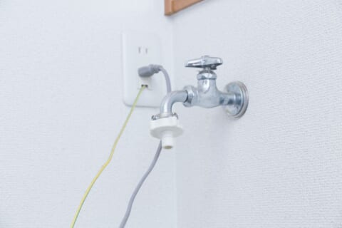 洗濯機の蛇口は全開でも平気？水漏れを防ぐポイントを徹底解説