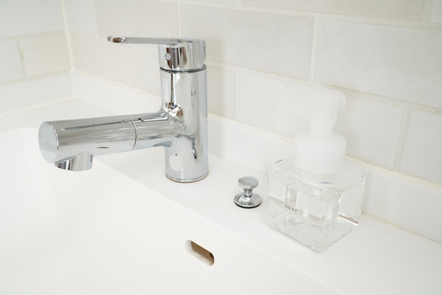 ワンホール混合栓の洗面台シャワーを交換する方法