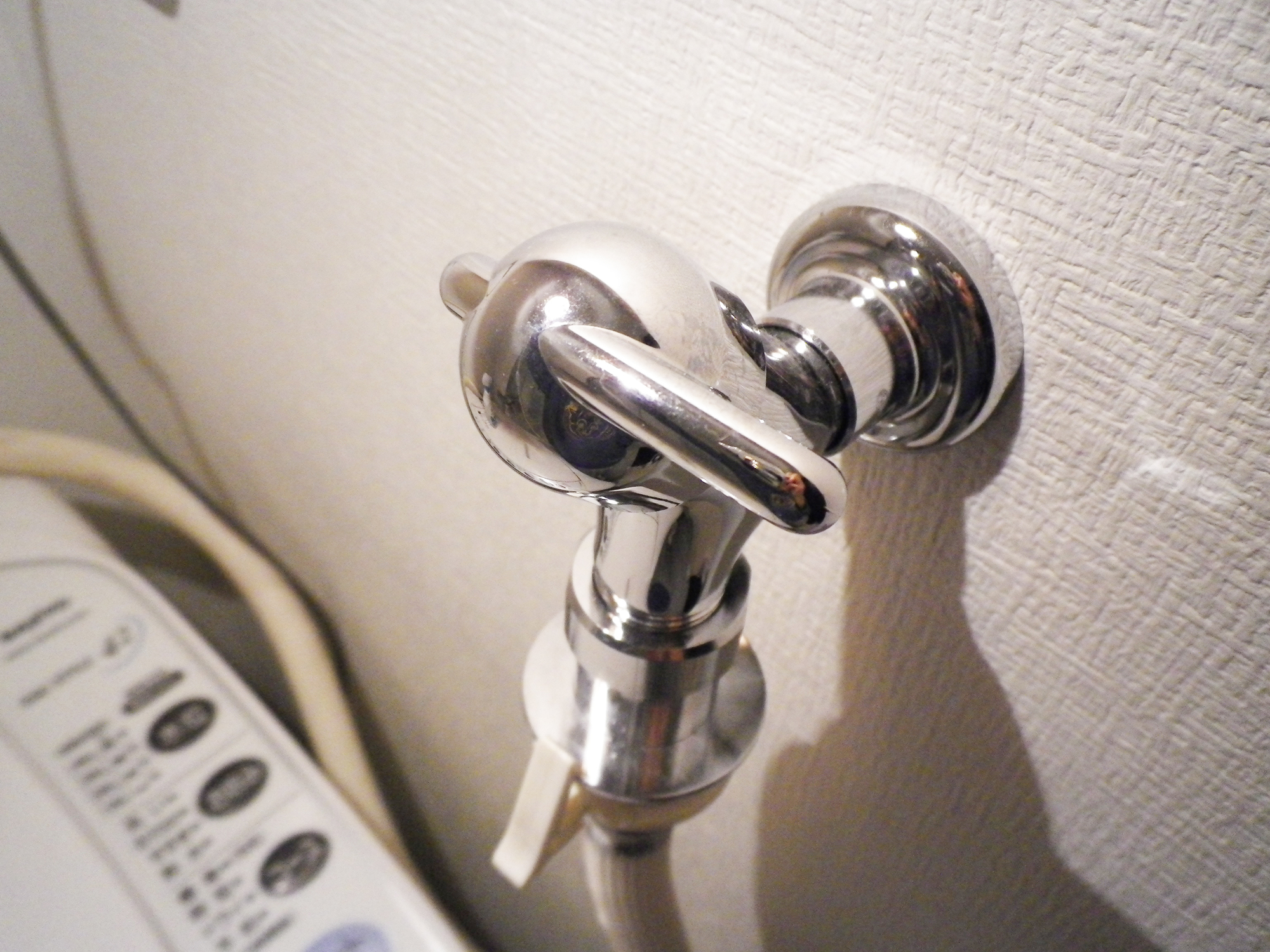 洗濯機の蛇口交換にかかる料金は？自分で交換する方法も解説