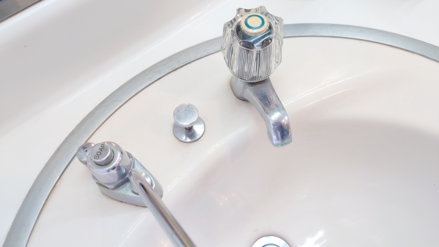 ツーホール混合水栓の交換方法