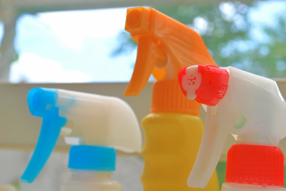 トイレハイターとキッチン泡ハイターの違い