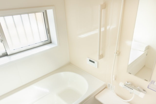 カビキラーで落ちないほどのお風呂床の黒ずみを予防する方法