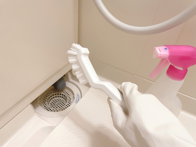 お風呂の排水溝掃除