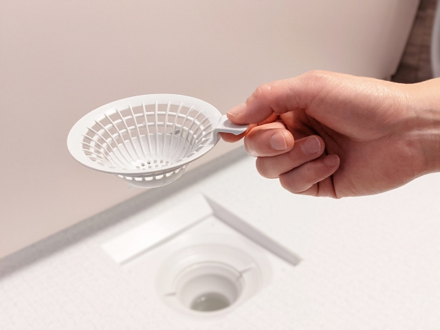 【臭い別】お風呂の排水溝が臭い主な原因