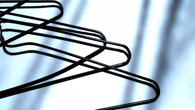 ハンガーで解消できるお風呂排水溝のつまり