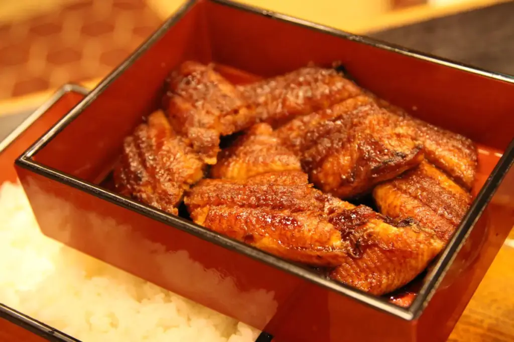 観光グルメ：うなぎ