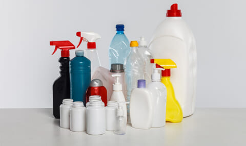 お風呂の壁汚れに適した掃除洗剤