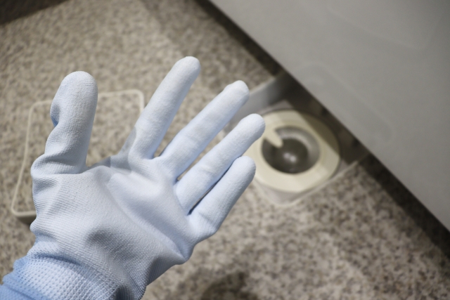 オキシクリーンで排水溝の臭いを撃退する掃除方法