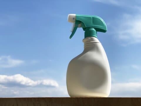 ハイターはお風呂掃除にも使える?具体的な手順や注意点を解説