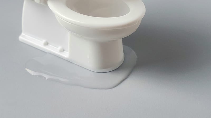 トイレ床の水漏れを原因ごとに防ぐ再発対策