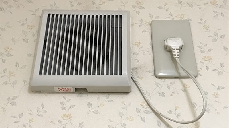 壁に設置するタイプ:パイプ用ファンの場合