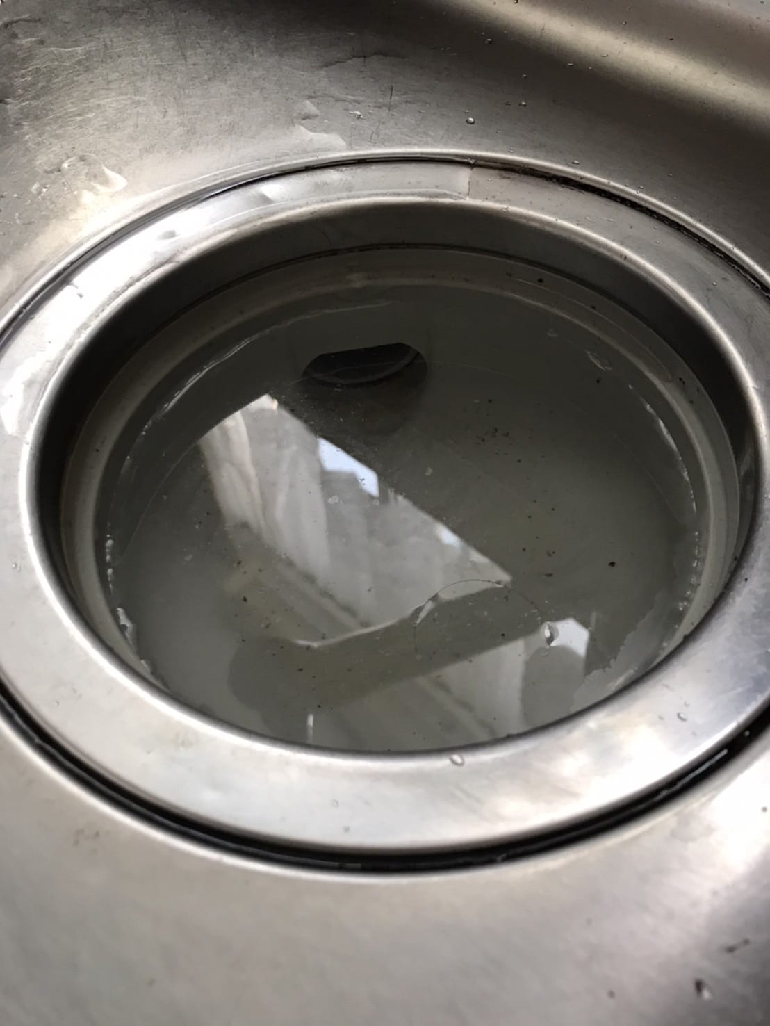 キッチン排水詰まり　作業前