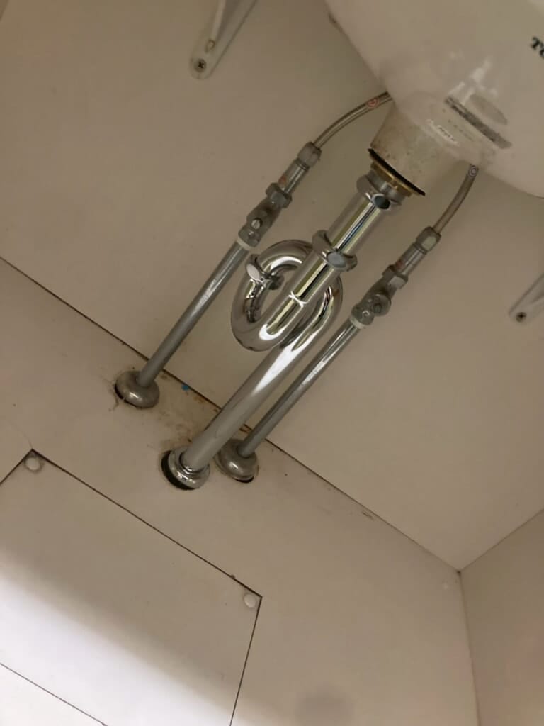 洗面排水トラップ交換後