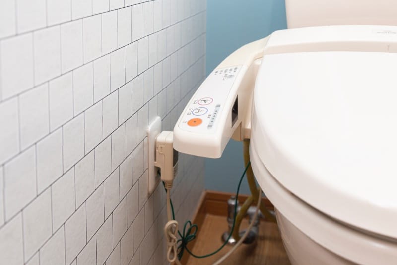 ウォシュレット・電源プラグ・止水栓