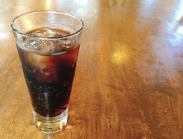 コーラがお風呂掃除に使える理由