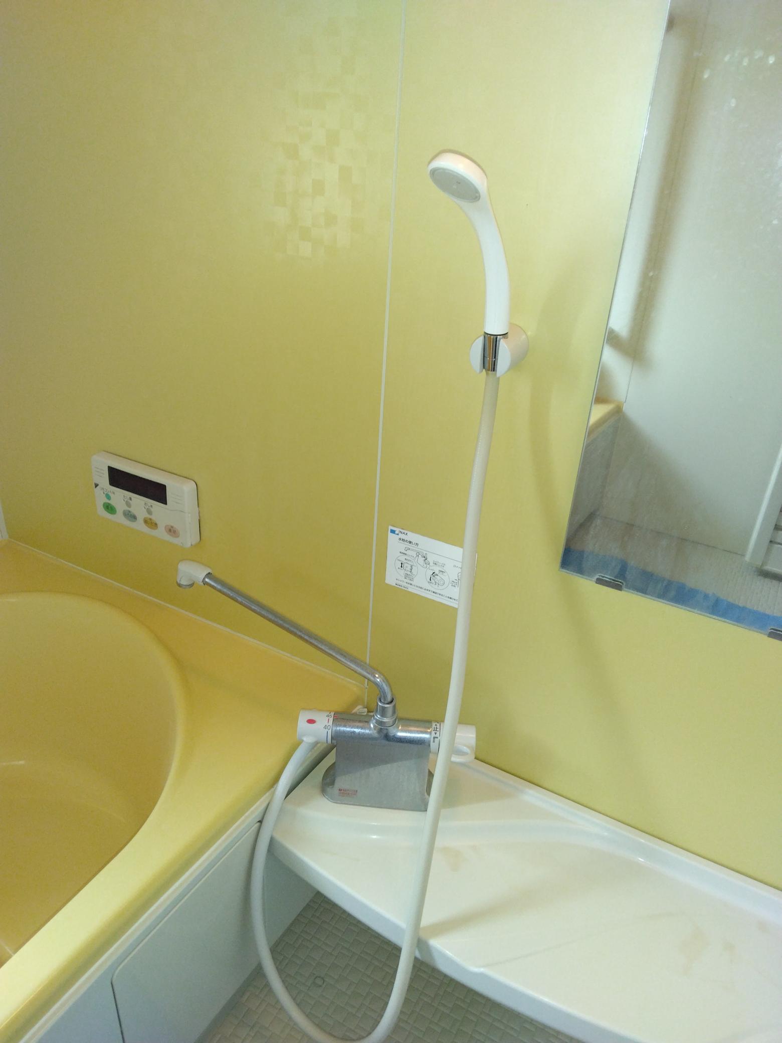 INAX 台付きサーモスタット混合水栓