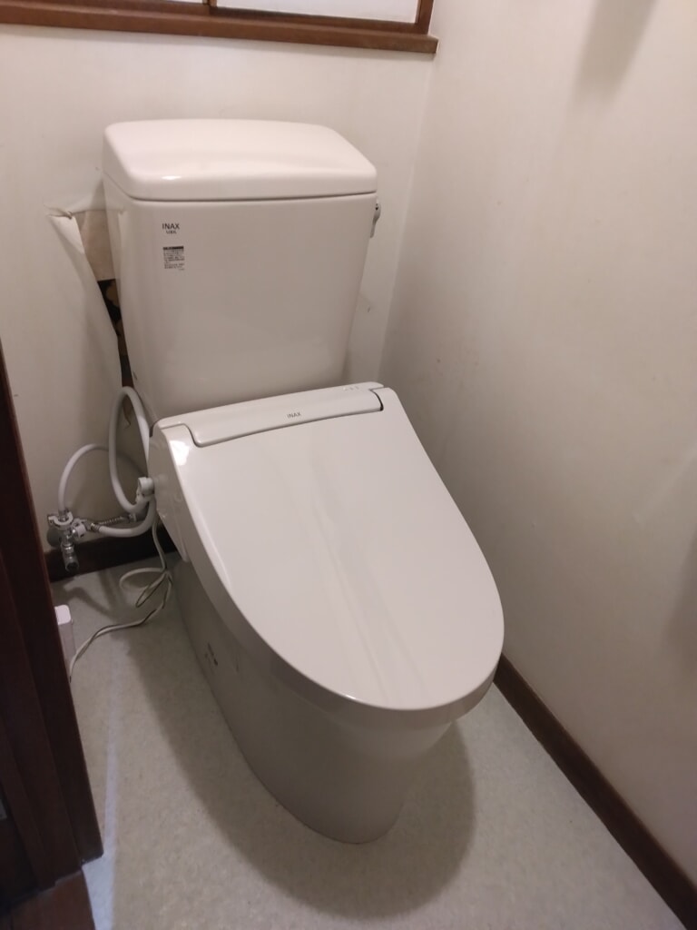 INAX 新型アメージュ  壁付リモコン