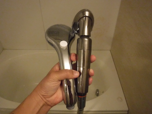 お風呂のシャワーヘッドを自分で交換する手順
