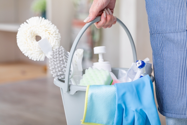 ベランダ排水溝の掃除に役立つ100均グッズ