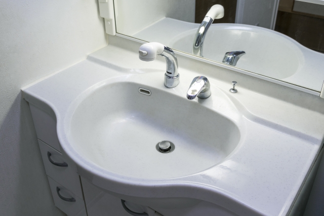 【原因別】洗面所が急に下水臭いときの対処法