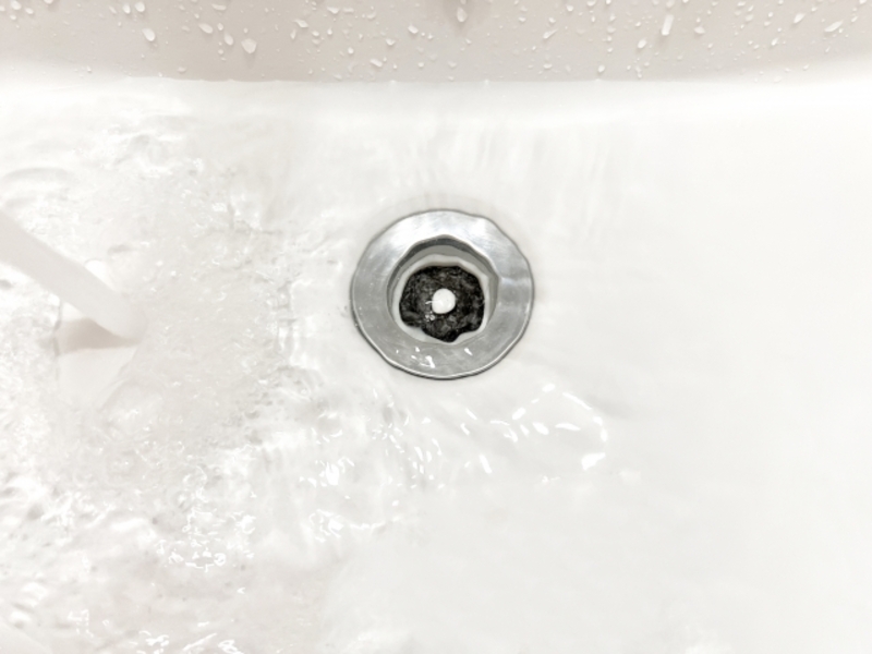 洗面所のパイプ掃除をしないリスク