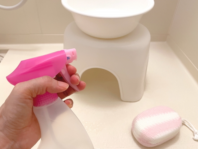 【原因別】お風呂床の黄ばみを落とす掃除術