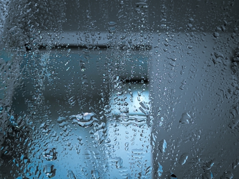 お風呂の鏡の水垢を予防