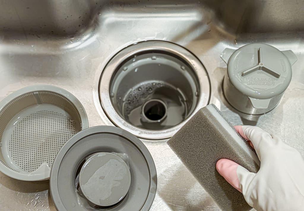 排水管のつまりを予防する方法