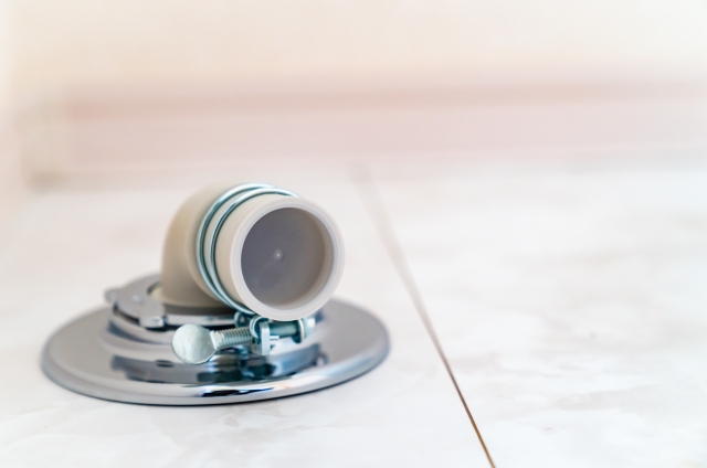 洗濯機の排水口が固い時の外し方2