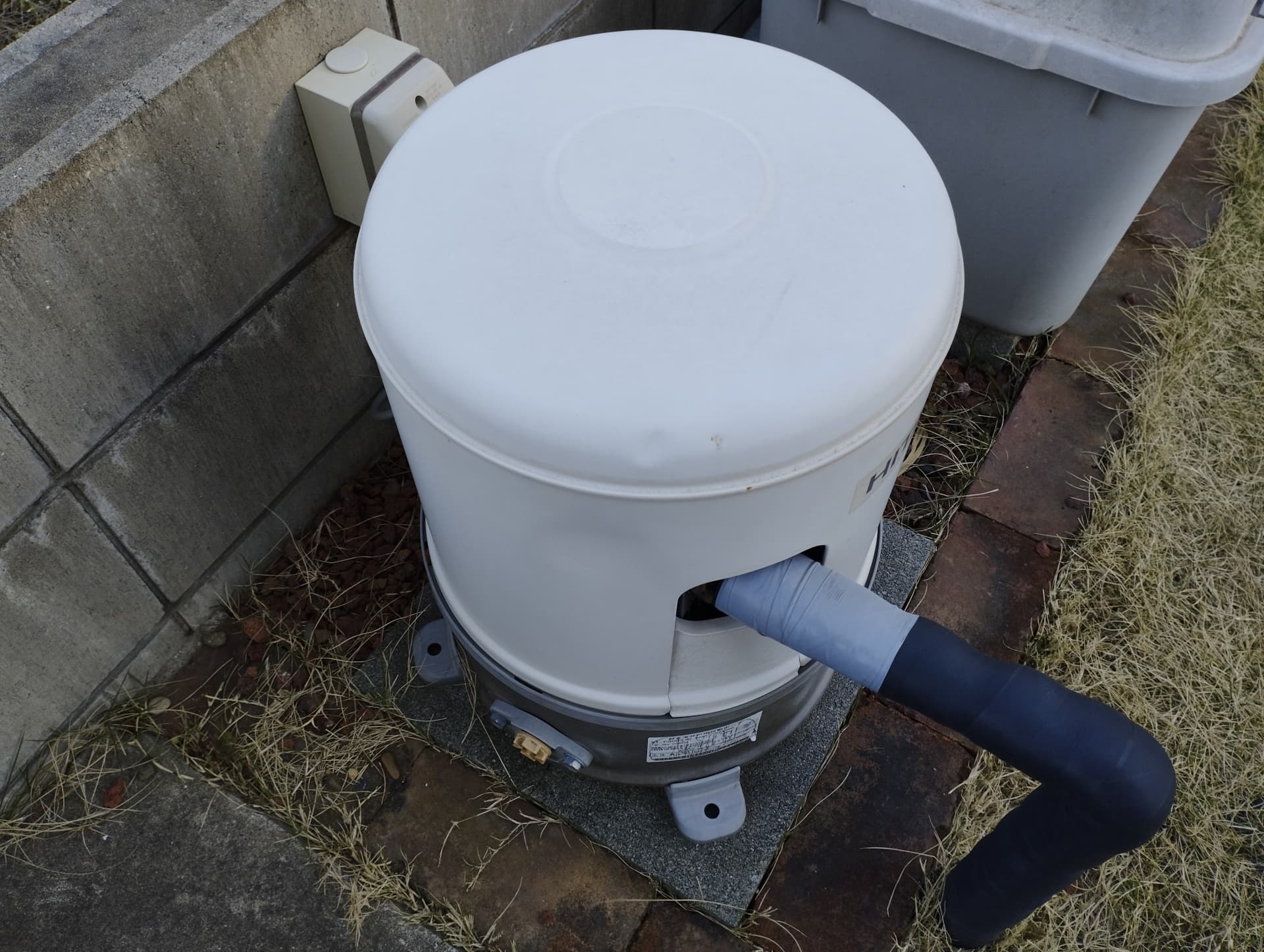 井戸ポンプのストレーナーとは｜砂こし器との違いと清掃・交換のポイント